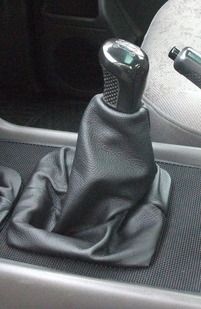 FITS LANDROVER DISCOVERY 200TDI 300TDI TD5 V8 GAITER LEATHER BLACK COVER