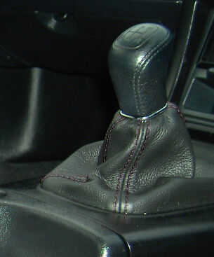 FITS HONDA  PRELUDE 1992-2001 BLACK REAL LEATHER GEAR GAITOR BLACK STITCH