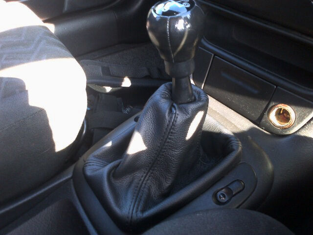 FITS VECTRA B GEAR GAITER BLACK LEATHER 1996-2002 BLACK STITCH CUSTOM NEW