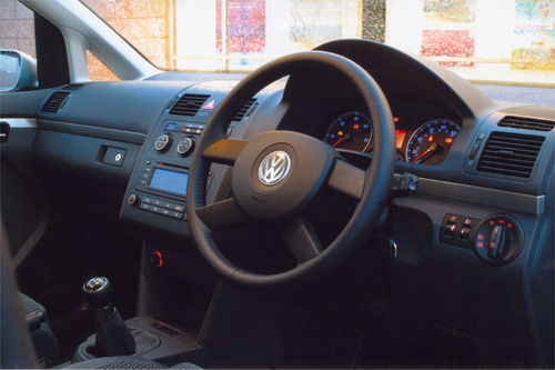 FITS VW TOURAN BLACK GEAR GAITER LEATHER NEW 2003-2009 CUSTOM NEW MADE IN UK