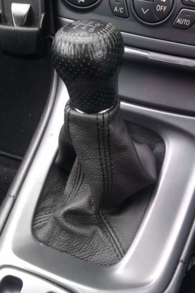 FITS TOYOTA CELICA GAITER BLACK LEATHER 99-2006 NEW  GAITOR BLACK STITCH