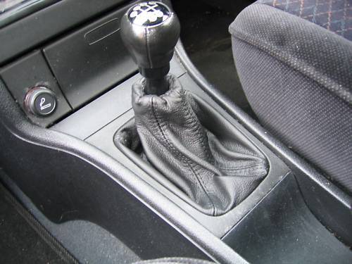 FITS  VAUXHALL ASTRA MK4 98-05 NEW BLACK QUALITY GEAR GAITER CUSTOM NEW