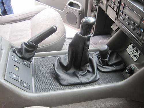 FITS LANDROVER DISCOVERY 200TDI 300TDI TD5 3XGAITERS 96-04 CUSTOM NEW MADE IN UK